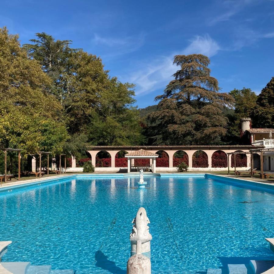 Hotel Chateau De Fontager Serves-sur-Rhône Exterior foto